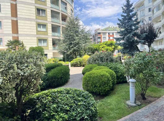 Beylikdüzü Avrupa Caddesi Mood City Sitesi Kiralık 1+1 Daire..